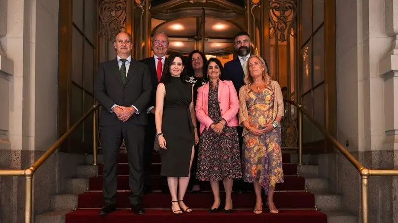 Isabel Díaz Ayuso, durante su visita a Oracle - Foto Comunidad de Madrid