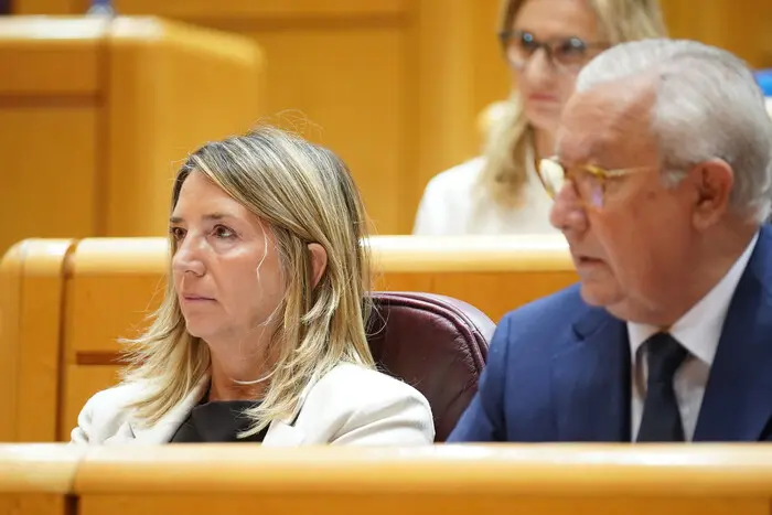 Alicia García y Javier Arenas, en el Pleno del Senado | Foto del PP