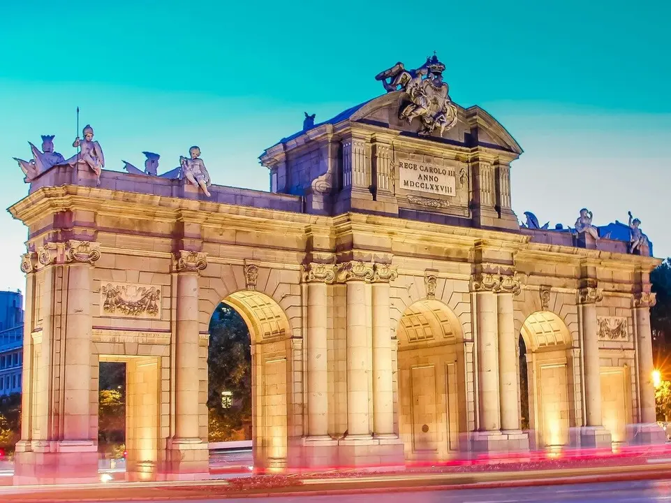 La Puerta de Alcalá de Madrid - Tania Fernández