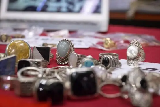 Imagen de archivo. Joyas perdidas