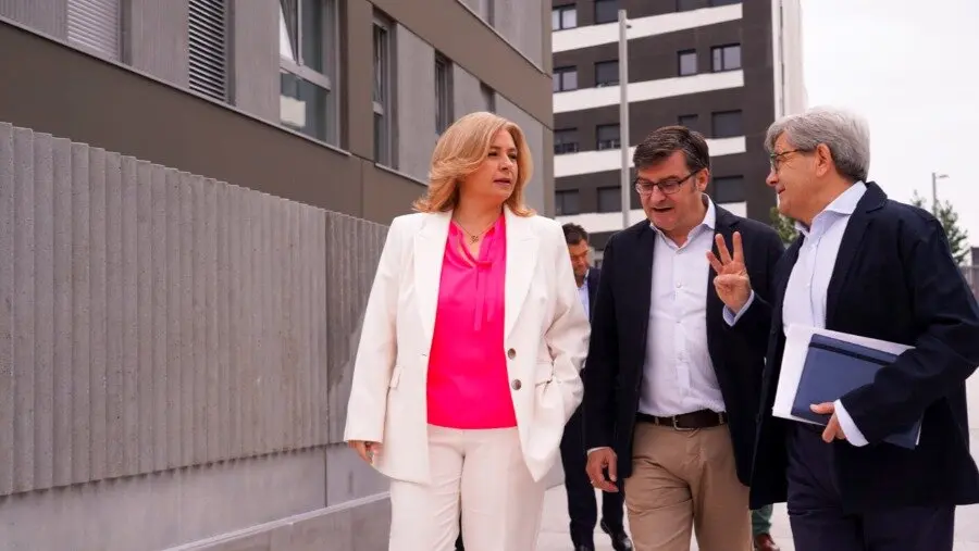 Visita a la nueva promoción Cañaveral 12 - Foto Ayuntamiento de Madrid