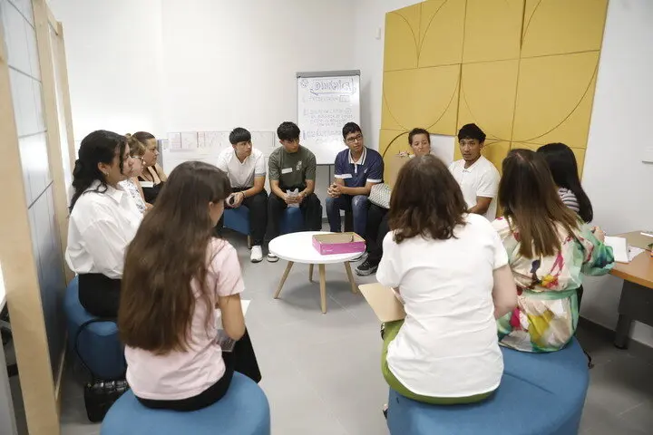 Imagen de archivo de grupo de trabajo en el centro ‘Talento & empresas’