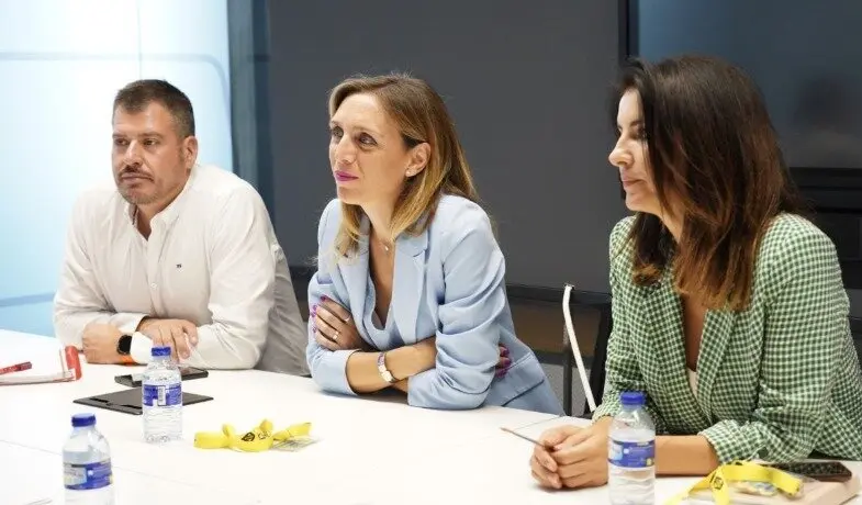 Testa, en una reunión con concejales -  Foto del Ayuntamiento de Alcorcón