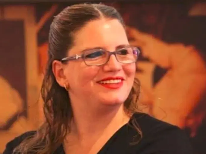 Beatriz Saavedra Gast&eacute;lum