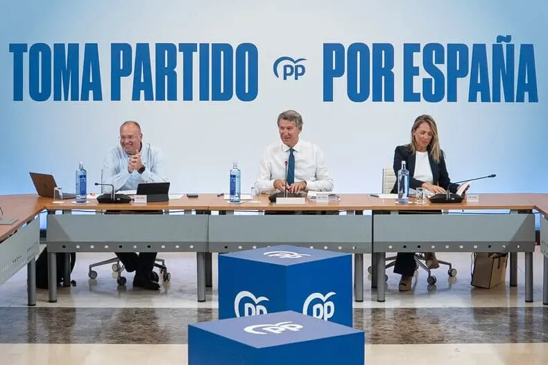 Alberto Núñez Feijóo preside el Comité de Dirección del PP con Miguel Tellado y Alma Ezcurra | Foto del PP