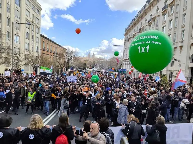 Manifestación pasarela 1x1 al RETA