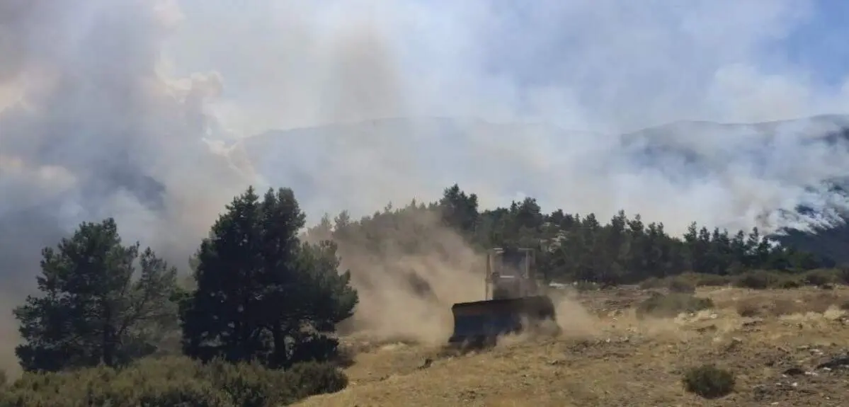 Incendio en el Pico del Lobo 