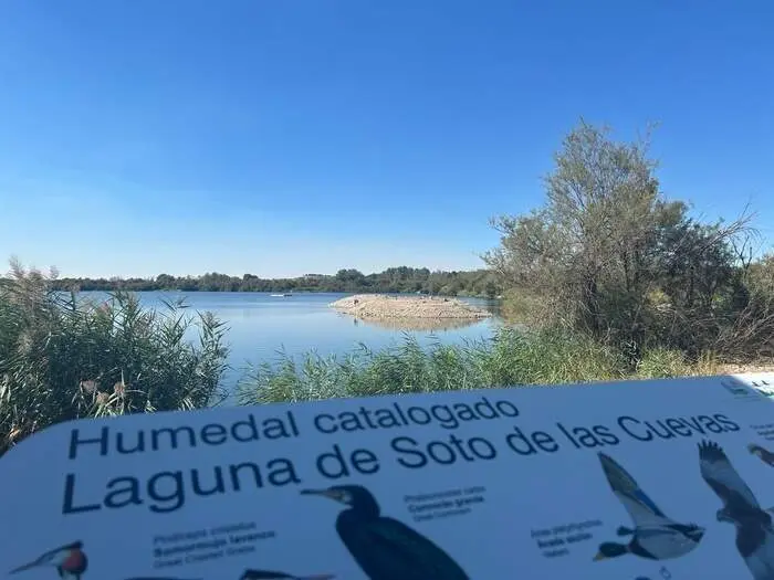 Laguna de Soto de las Cuevas 1