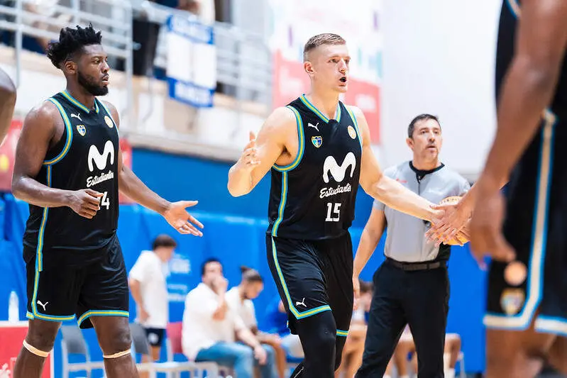 Tanner McGrew y Lotanna Nwogbo - Movistar Estudiantes (Flickr)