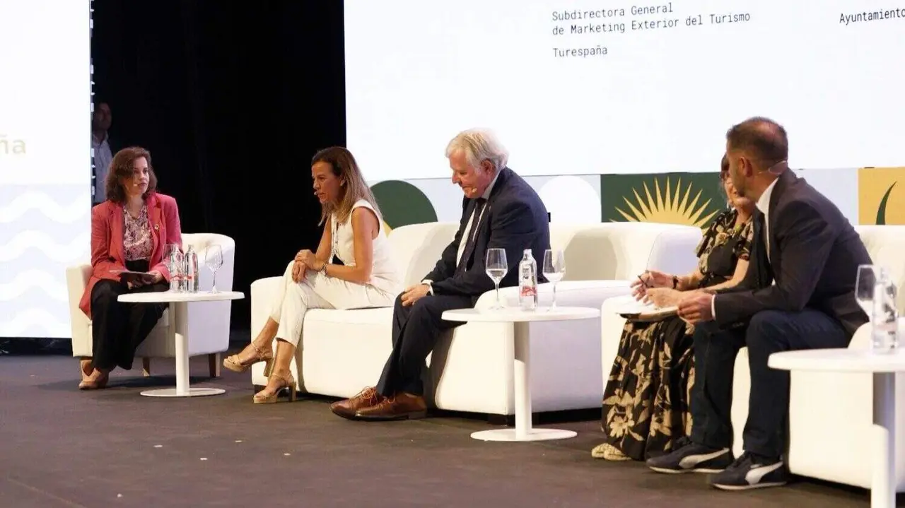 Almudena Maíllo, ha presentado los datos estivales en la V Convención de Turespaña