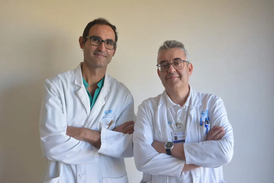 Dr. Oliveros-Acebes y Dr. Mirón