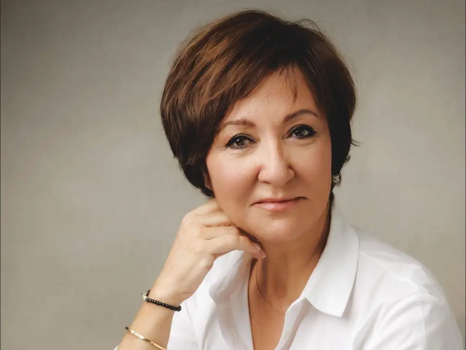 Esther Valdivia-1983