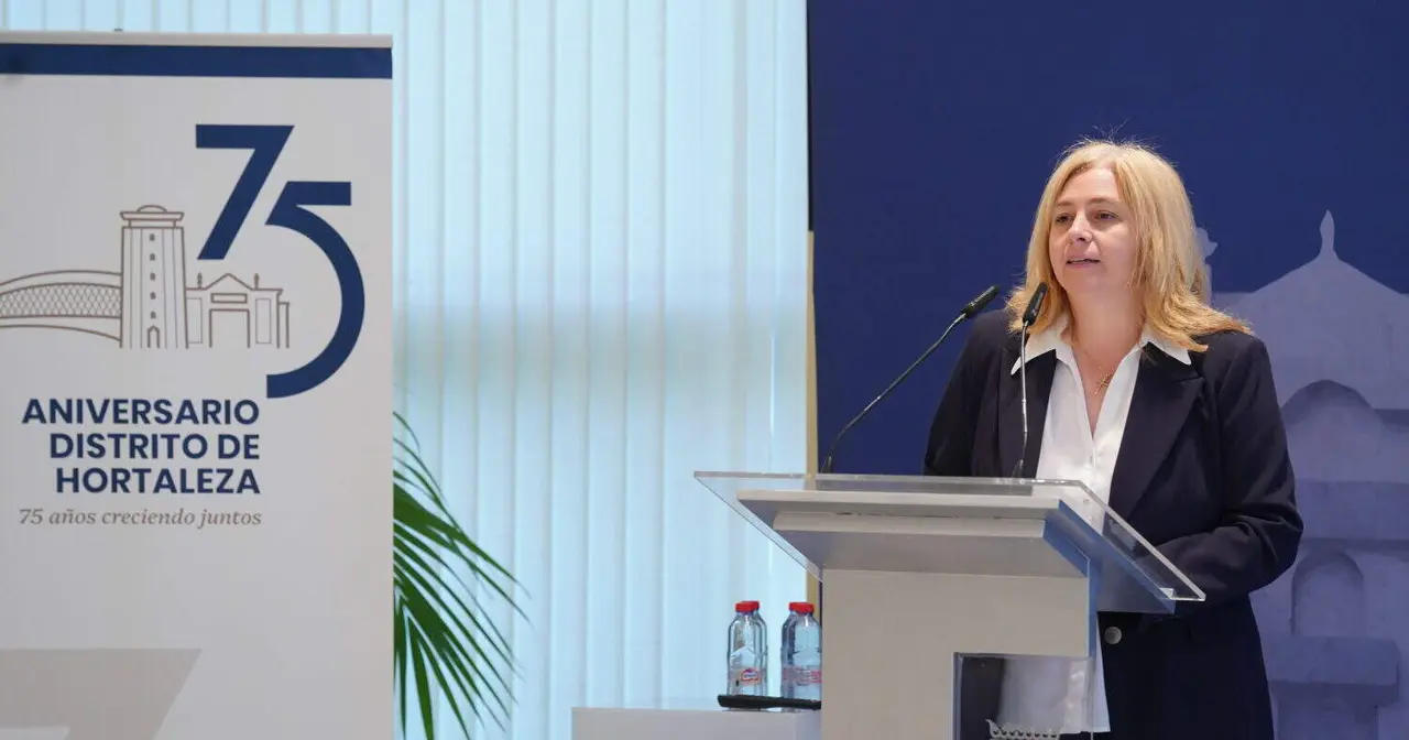 La vicealcaldesa y delegada de Seguridad y Emergencias, Inma Sanz, ha participado en el VI Foro Económico y Empresarial de Hortaleza