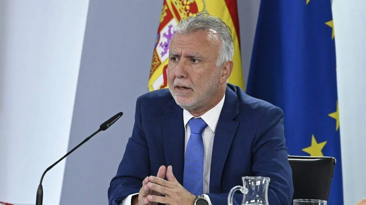 El ministro Torres en la rueda de prensa posterior al Consejo de Ministros | Foto de Pool Moncloa/José Manuel Álvarez