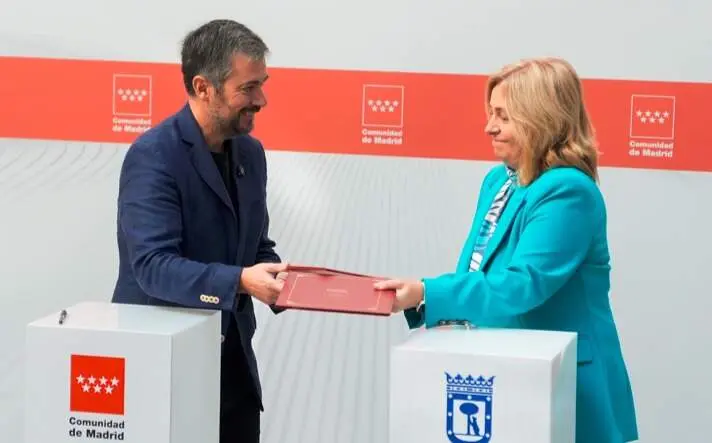 El consejero García Martín, junto a la vicealcaldesa Inma Sanz - Foto Comunidad de Madrid