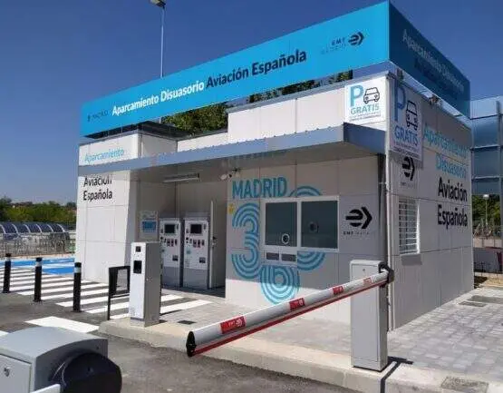 Imagen instalación fotovoltaica en Aviación Española