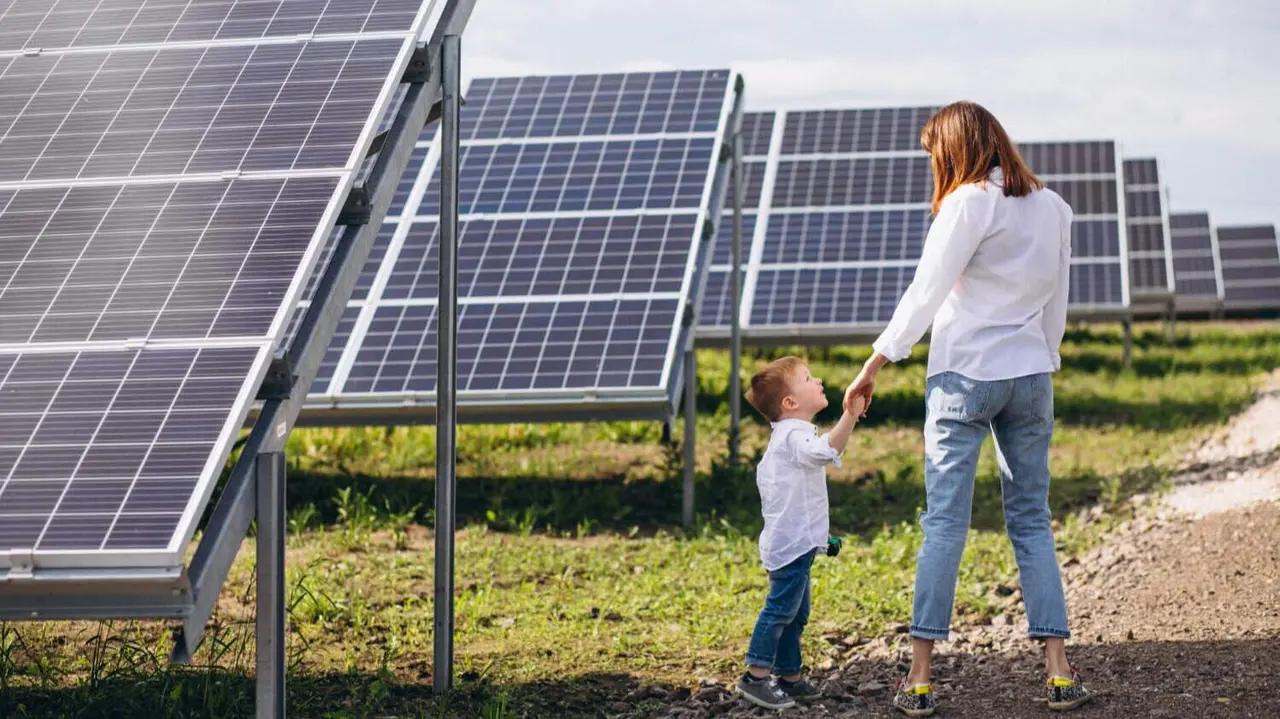 Paneles solares - senivpetro