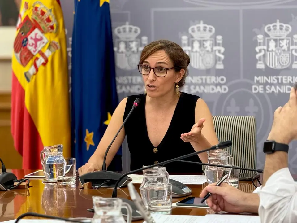 Mónica García, en una reunión reciente en el ministerio | Foto del Ministerio de Sanidad