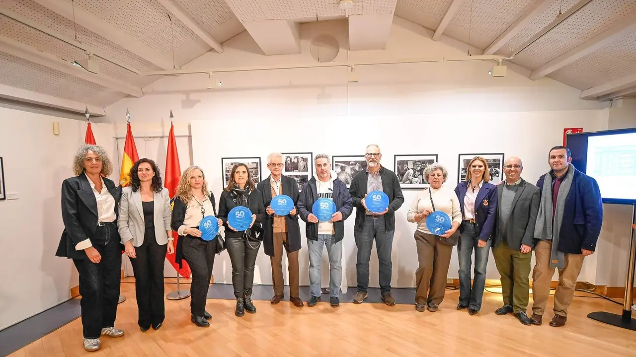 Alcalá de Henares ha rendido este jueves un emotivo homenaje al comercio de proximidad