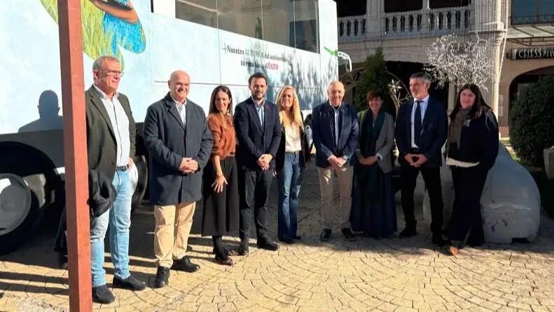 La consejera Albert, durante su visita a Moralzarzal - Foto Comunidad de Madrid