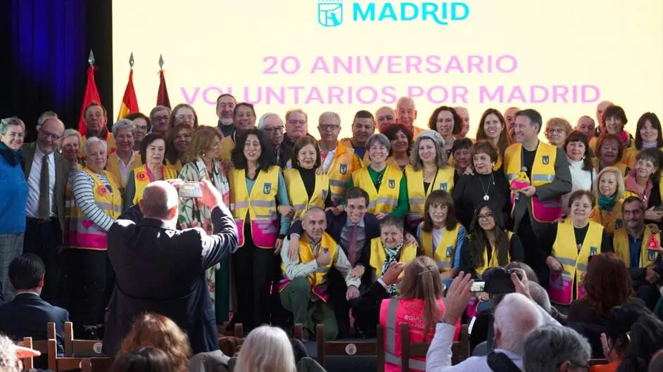 Acto conmemorativo por el 20º aniversario de Voluntarios por Madrid - Foto Ayuntamiento de Madrid