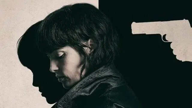 Cartel de la película Un fantasma en la battalla, premiada por la Fundación de la Guardia Civil