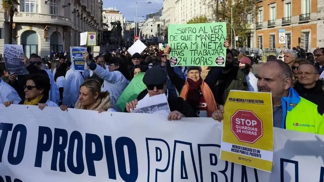 Manifestación sanidad - AMYTS en X 