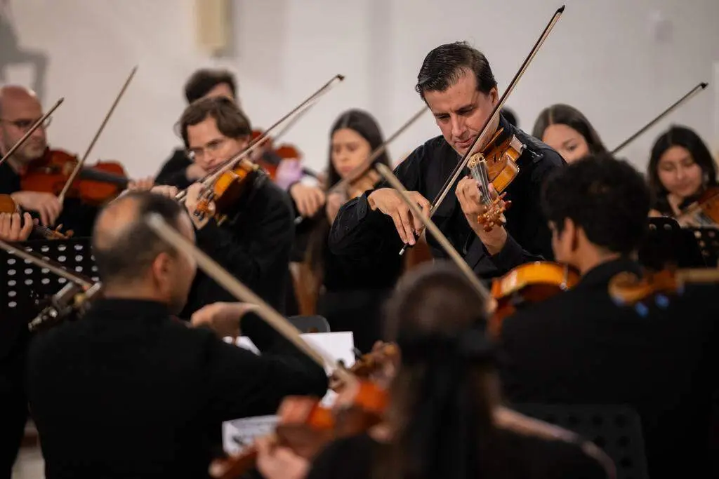 Guillaume Pasch director y violinista Concierto Año Nuevo