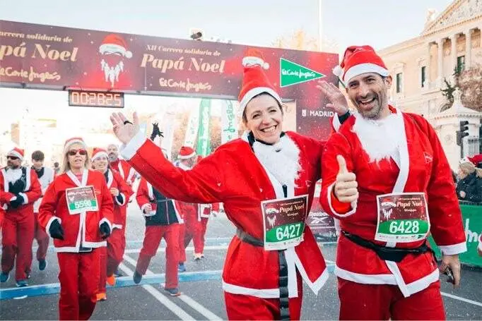Carrera de Pap&aacute; Noel - Foto de El Corte Ingl&eacute;s