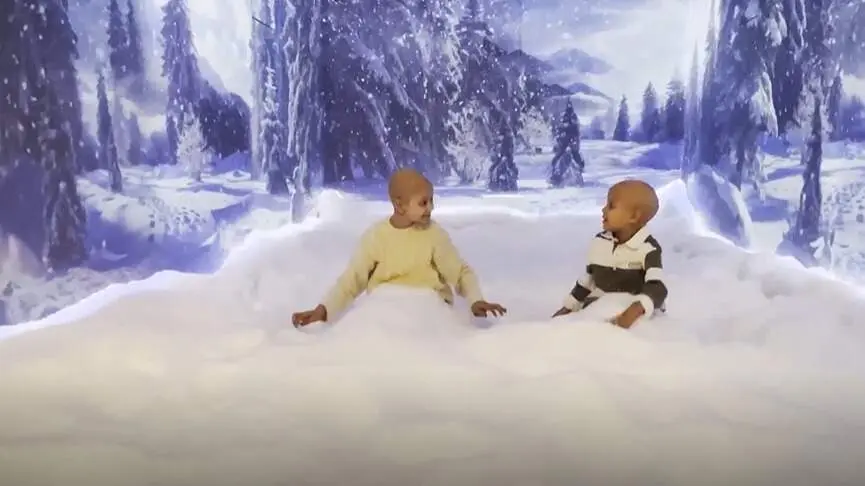 Juegaterapia transforma la Navidad de ni&ntilde;os con c&aacute;ncer con Nieveterapia