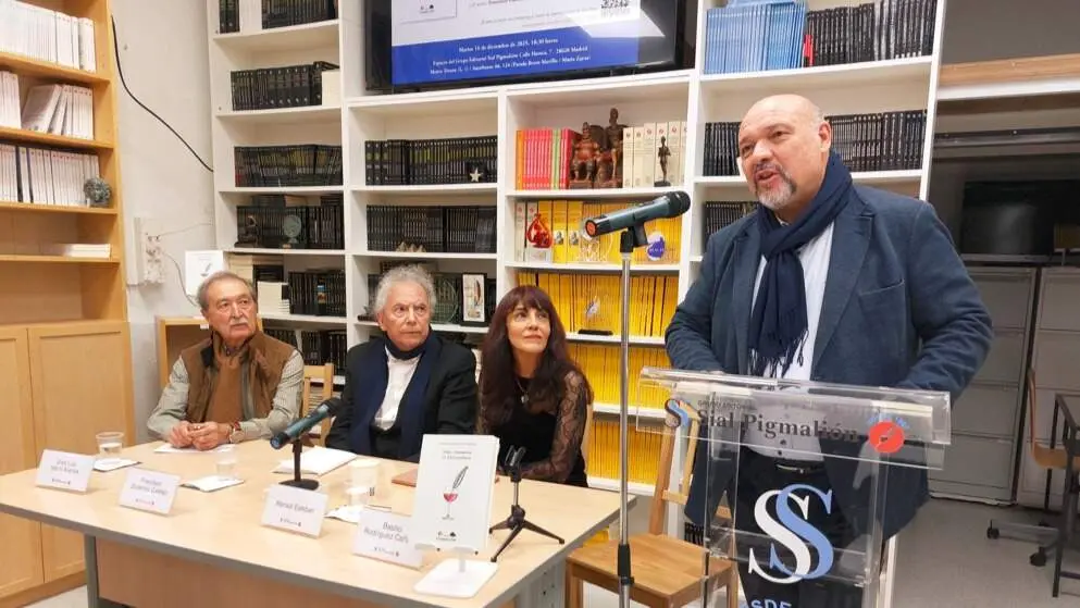 Jos&eacute; Luis Mar&iacute;n Aranda, Francisco Guti&eacute;rrez 
Carbajo, Marisol Esteban y Basilio Rodr&iacute;guez 
Ca&ntilde;ada - Foto Jos&eacute; Bell&oacute; Aliaga