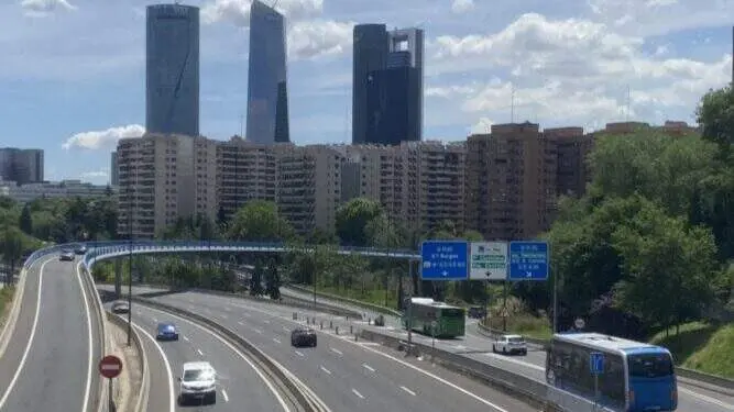 Vista a&eacute;rea de las 5 Torres desde la pasarela del Ram&oacute;n y Cajal