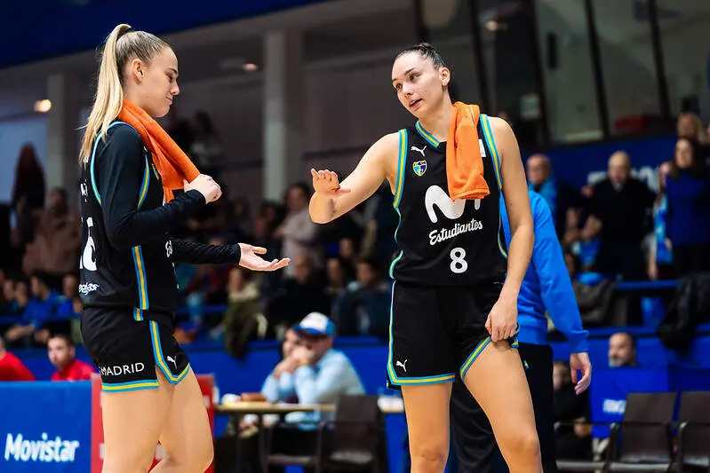 Irati Etxarri y Carla Osma - Movistar Estudiantes (Flickr)