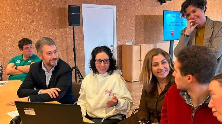 El consejero de Presidencia, Justicia y Administraci&oacute;n Local, Miguel &Aacute;ngel  Garc&iacute;a Mart&iacute;n, en la sede de la Fundaci&oacute;n Alas - Foto Comunidad de Madrid