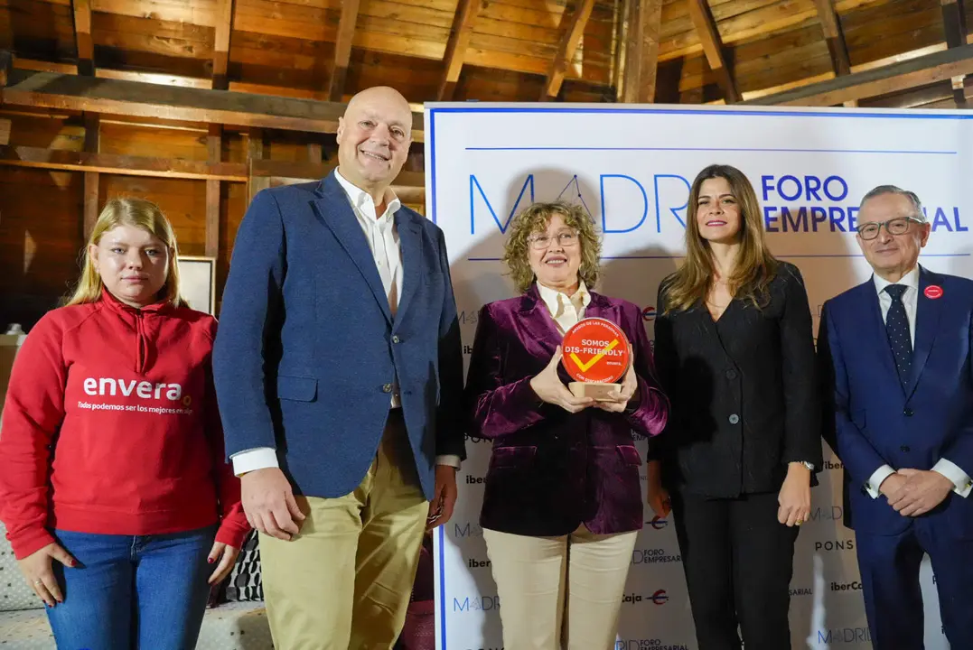 Signe, empresa l&iacute;der en certificaci&oacute;n documental, recibe el Sello Dis-Friendly por su compromiso social - Foto de Envera