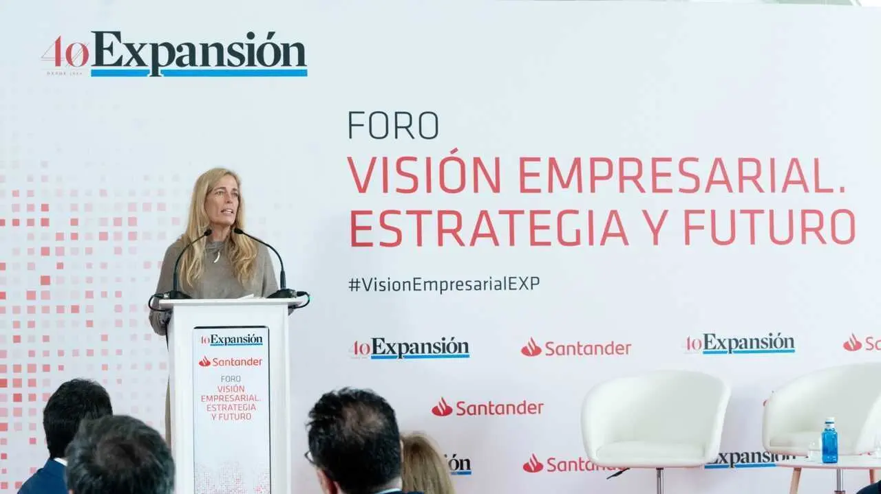 La consejera Albert, en el Foro Visi&oacute;n Empresarial, estrategia y futuro, del diario Expansi&oacute;n y el Banco Santander - Foto Comunidad de Madrid