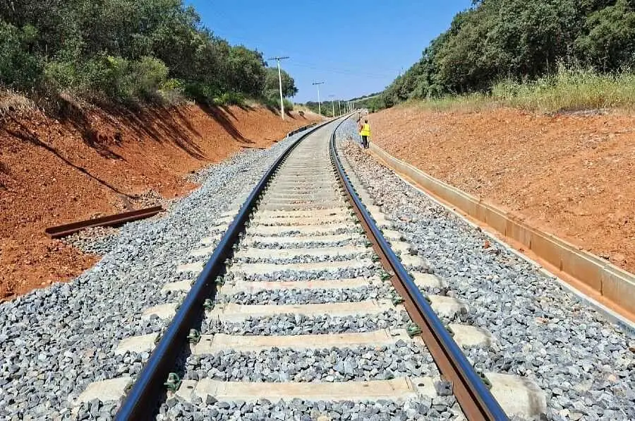 V&iacute;a f&eacute;rrea - Foto de Adif (Servimedia)