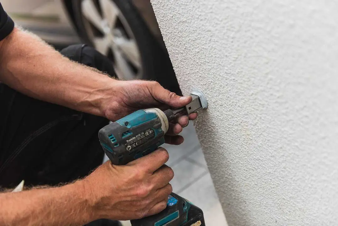 Labores de mantenimiento - Foto de D&auml;umling.de (Pixabay)