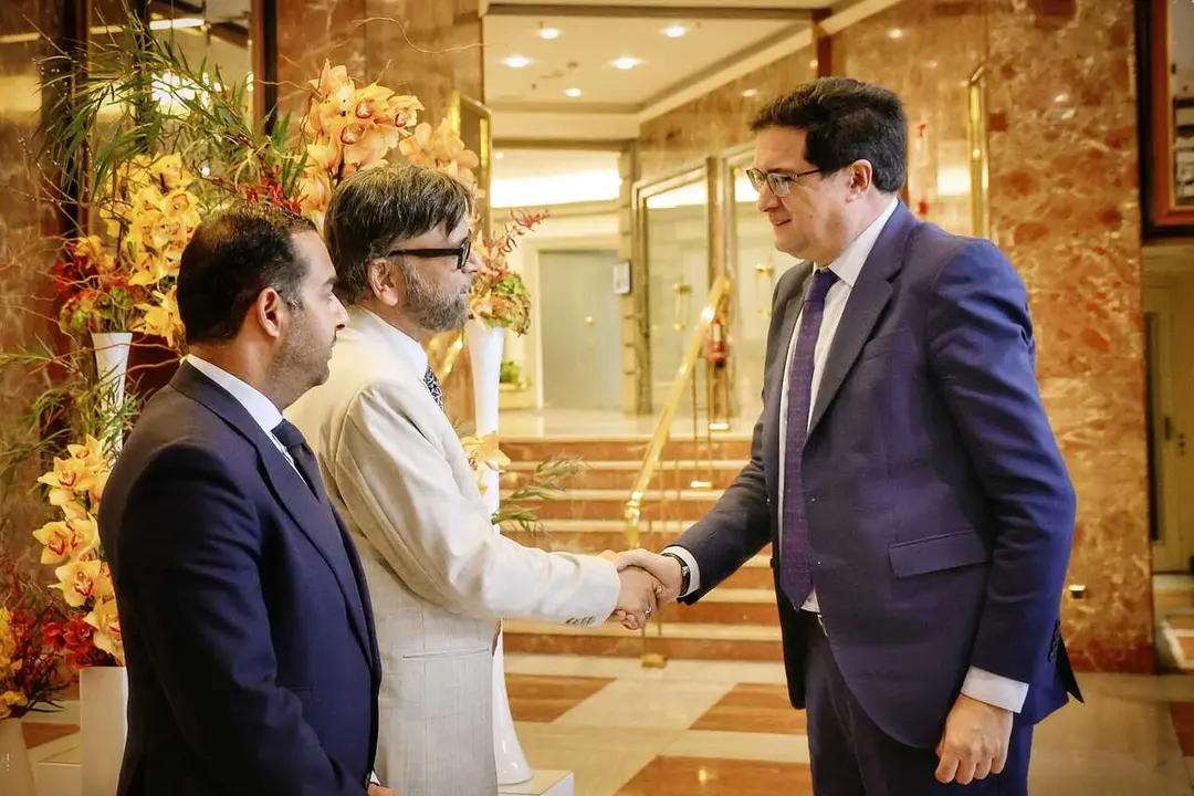 &Oacute;scar L&oacute;pez con responsables del Gobierno indio - Foto del Ministerio de Transformaci&oacute;n Digital