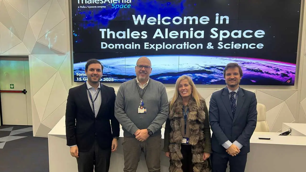 Roc&iacute;o Albert - Visita Thales Alenia 1