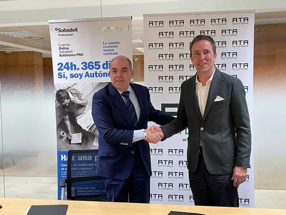Firma del acuerdo entre el Banco Sabadell y la Federaci&oacute;n Nacional de Asociaciones de Aut&oacute;nomos (ATA) para apoyar a los aut&oacute;nomos