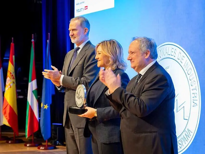 Moeve recibe el Premio Nacional de Industria Bien hecho en Espa&ntilde;a en la categor&iacute;a Impacto Ambiental por su proyecto log&iacute;stico "Track and Trace" - Foto de Moeve