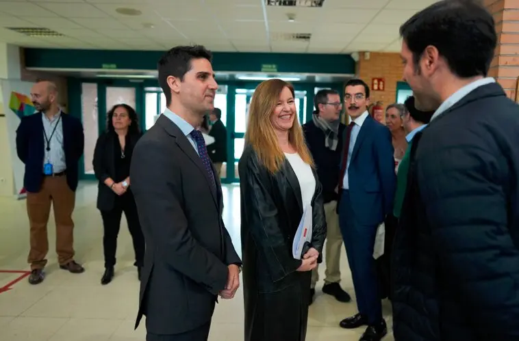 Los consejeros Viciana y D&aacute;vila han presentado hoy los resultados en el  Colegio Gredos de Moratalaz - Foto Comunidad de Madrid