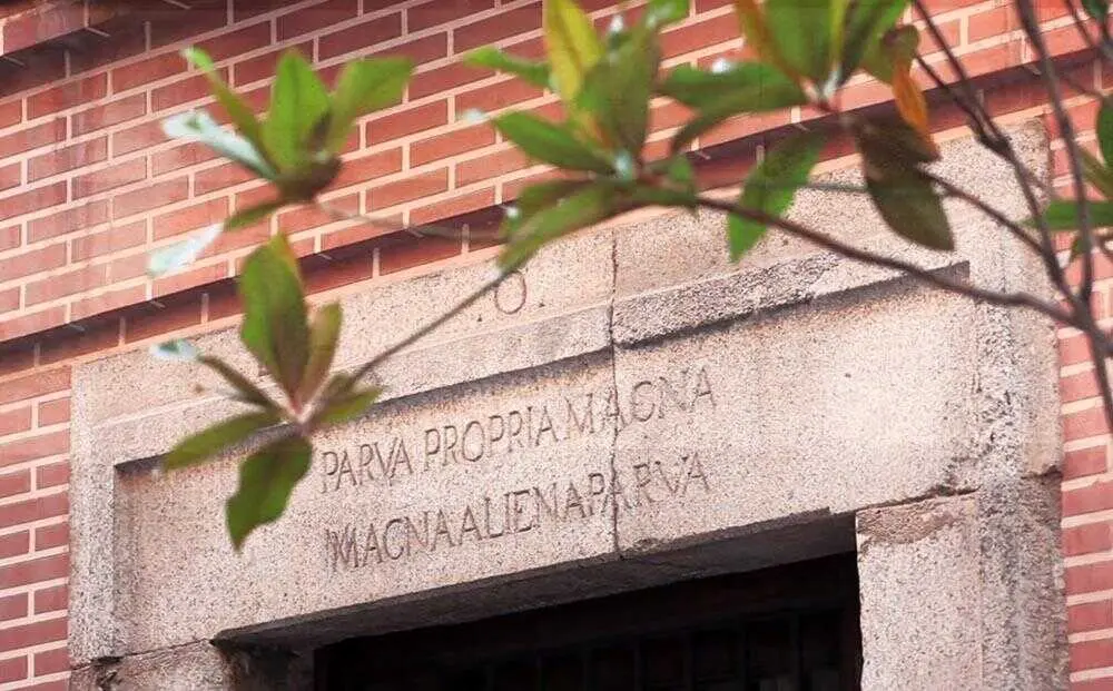 Dintel de entrada en la Casa Museo Lope de Vega. / Comunidad de Madrid. Foto de CSIC