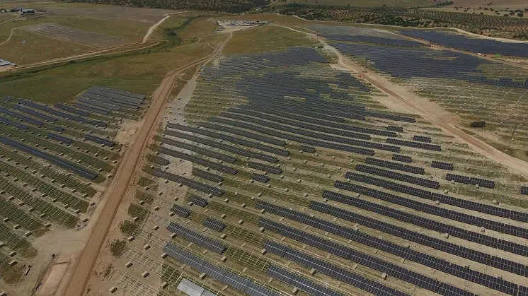 Planta fotovoltaica Nu&ntilde;ez de Balboa en Badajoz - Foto de Iberdrola