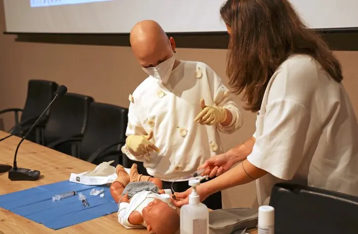 Curso de oncolog&iacute;a  de pacientes a profesionales sanitarios en el Hospital Ni&ntilde;o Jes&uacute;s - Foto Comunidad de Madrid