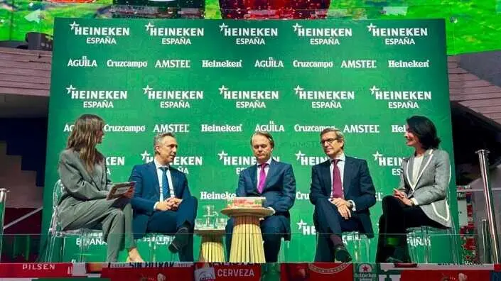 El consejero Novillo, en el acto de la cervecera  Heineken para celebrar su producci&oacute;n cero emisiones de 2025 - Foto Comunidad de Madrid