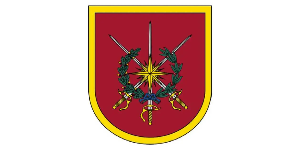 Distintivo del Curso de Altos Estudios de Inteligencia de la Defensa