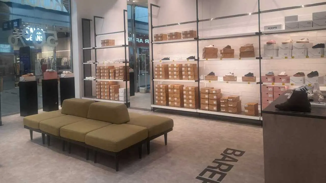 KOOPS inaugura un pop-up en San Sebasti&aacute;n de los Reyes - Foto de Koops