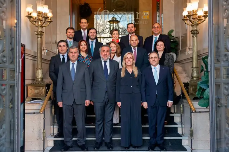 La consejera Albert se reuni&oacute; con la embajadora en Espa&ntilde;a y tres ministros del pa&iacute;s - Foto Comunidad de Madrid